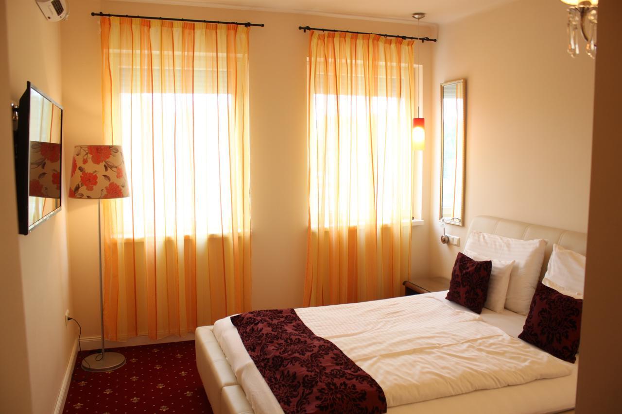 Hotel Al Faro Lodge Am See Podersdorf am See Ngoại thất bức ảnh