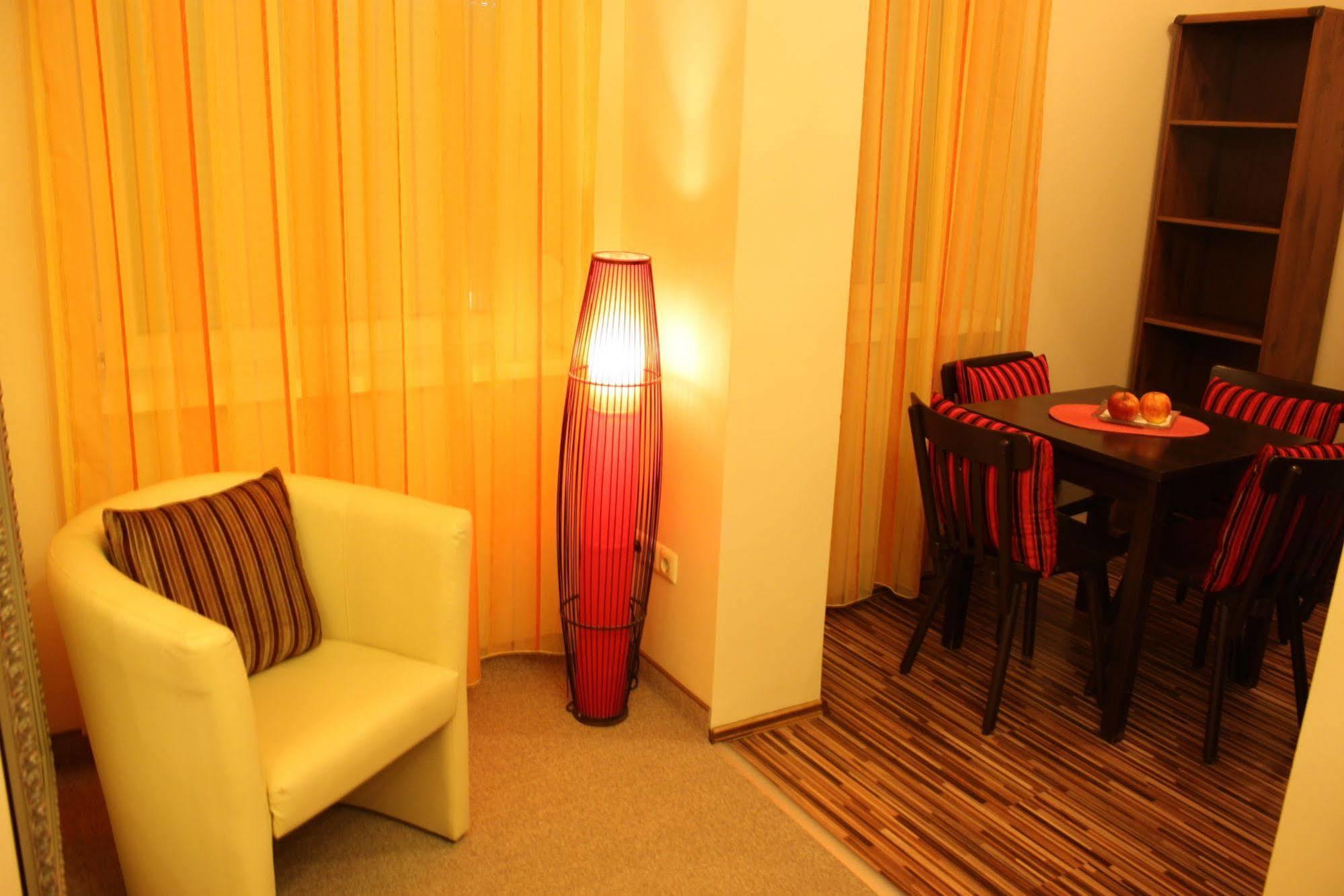 Hotel Al Faro Lodge Am See Podersdorf am See Ngoại thất bức ảnh