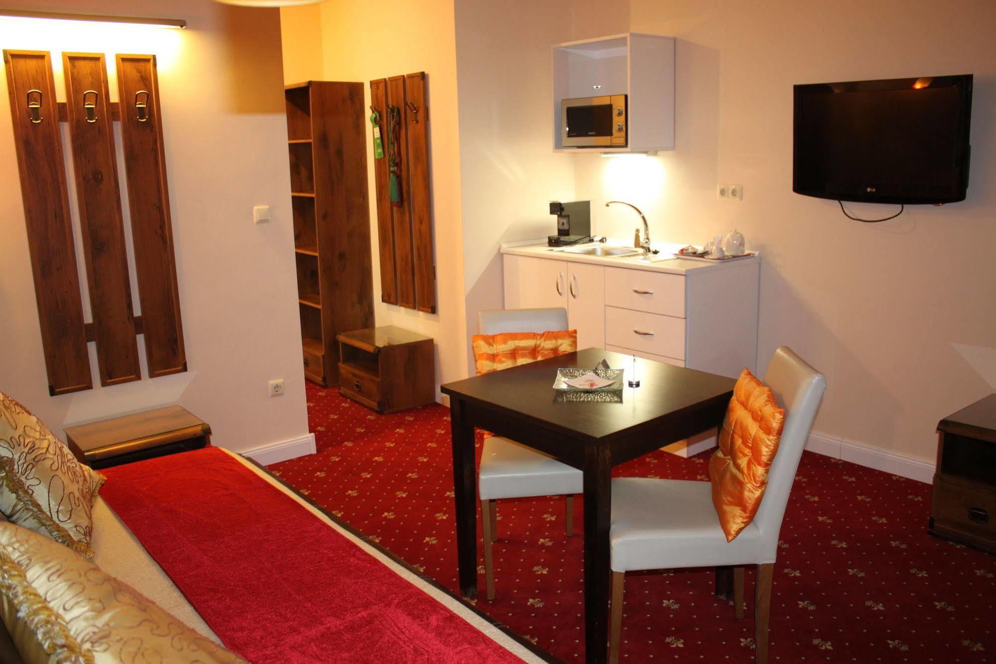 Hotel Al Faro Lodge Am See Podersdorf am See Ngoại thất bức ảnh