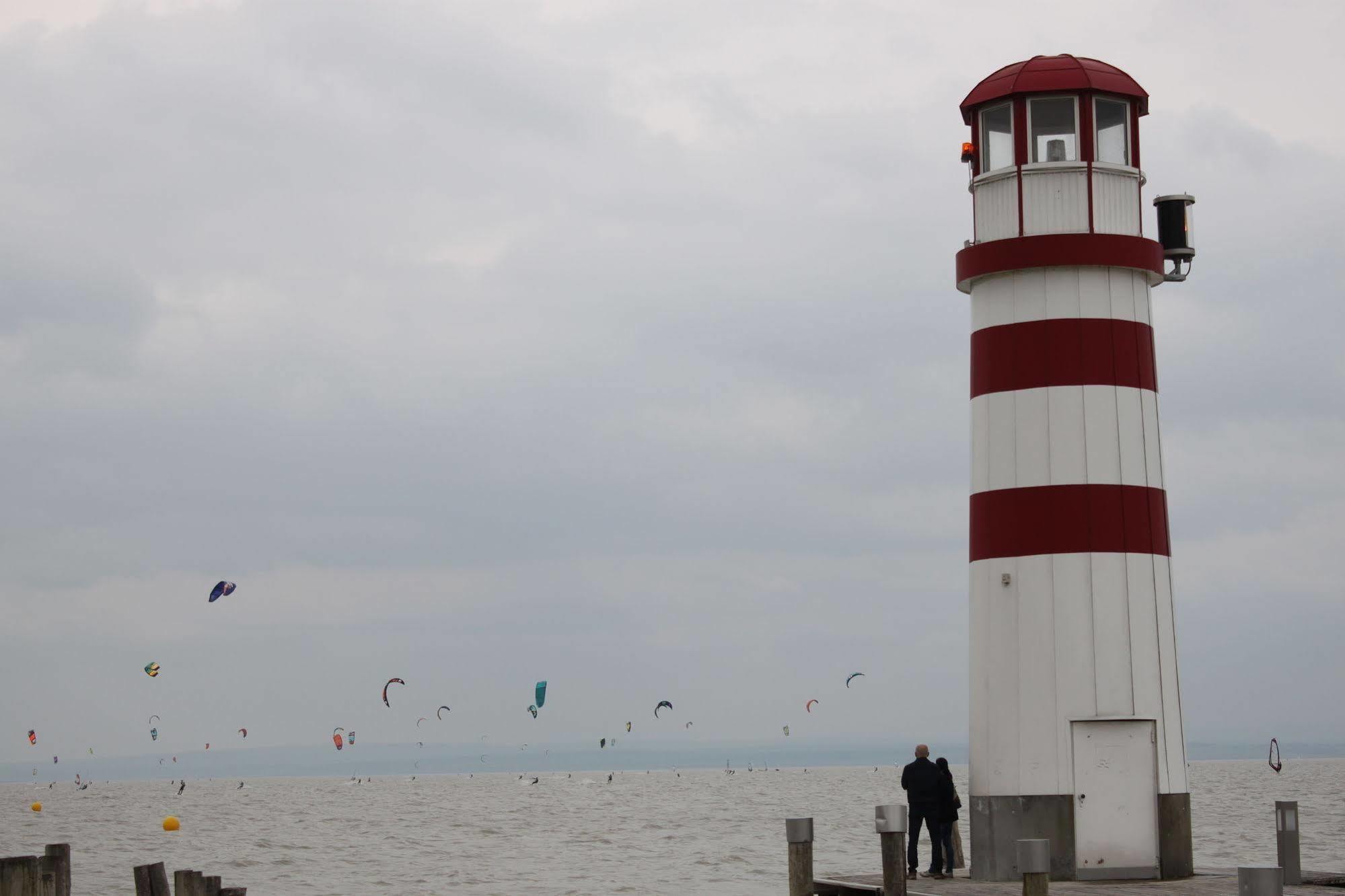 Hotel Al Faro Lodge Am See Podersdorf am See Ngoại thất bức ảnh